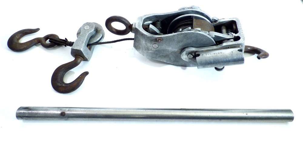 Cadillac Winch Ratcheting Hoist Come A Long 19 ft Cable 1 Ton Capacity