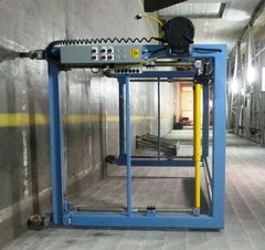 HM Cross Workstation Bridge Crane 1000 lb Capacity Telescoping, Tilt , Moveable