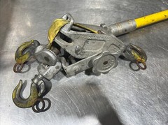 Lug-All Hoist Lincoln Model 2 1000 Single Rig 2000LB Double Rig Used Surplus