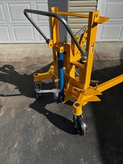 PORTABLE BARREL LIFT 1500LB CAPACITY – MANUAL