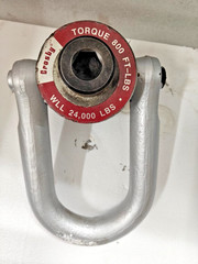 Crosby Swivel Hoist Ring 24,000 LBS WLL Torque: 800Ft-LBS