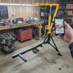 70238 Hydraulic Hitch Crane with 1000 lb. Capacity – Portable & Adjustable