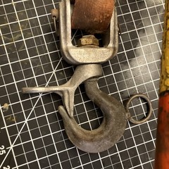 Chance Hoist 1 Ton Hot Stick Ratcheting Strap Hoist. Used / Working