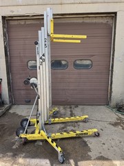 Sumner 2124 Contractor Lift 23’9/650 lbs. Heavy Duty Manual Hoist