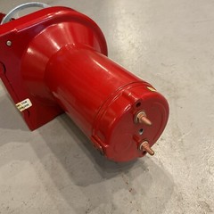 American Power Pull Winch AG 1500 12 Volt w/ hardware and manual