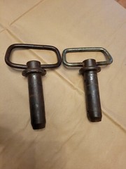 PAIR VINTAGE MANHOLE / STREET DRAIN / SEWER COVER LIFTER TOOLS / STEAMPUNK