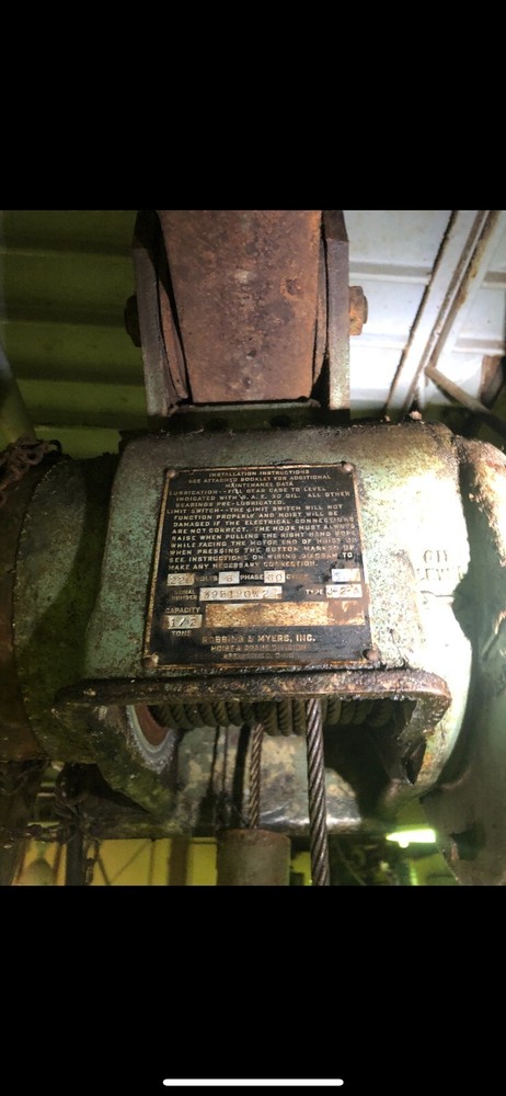 Robbins & Myers J-2-A Crane Hoist 1/2 Ton 220V 3-Phase 60Hz – Wire Rope Lifting