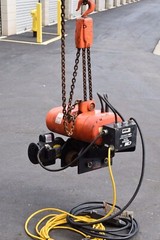 CM Lodestar model RT with 635 Motor Driven Trolley 3 Ton, 30 ft lifting height