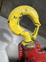 Coffing Hoist 1 Chain-1 1/2 Ton 2 Chain-3 Tons Chain Hoist Used Surplus. ID #2