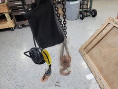 BISON LIFTING EQUIPMENT 2 TON HOIST, 115/230 VOLT SINGLE PHASE, HHB020