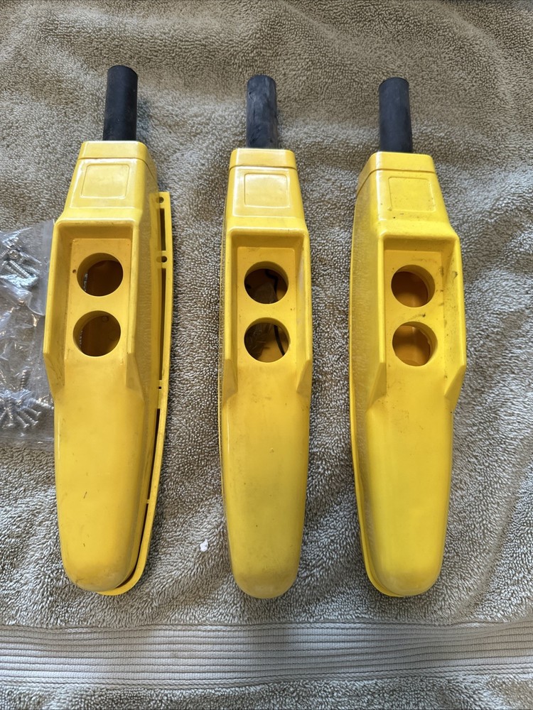 36900Y CM COFFING 1-SPEED 2-BUTTON HOIST PENDANT CONTROL STATION YELLOW – 0 SHIP