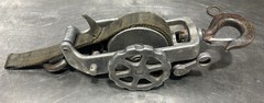 Little Mule Model 300 Lineman’s Hoist 1500lbs. No Handle And Needs Hook