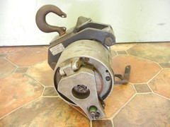 Gardner Denver P2 Series Hook Mounted Air Hoist Model P2HA22RRER010AKA22