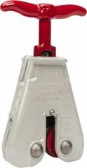 Campbell 500 Lbs. Load Capacity Duplex Hand Grip Clamp 0.3125 Inch Max Grip