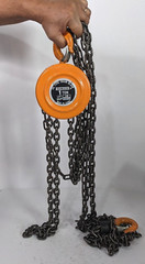 1 Ton Chain Hoist Central Machinery Grade 80 Steel Chain Model 00996 w/Box