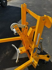 PORTABLE BARREL LIFT 1500LB CAPACITY – MANUAL