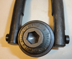 ADB 3/4″ Heavy Duty Swivel Hoist Ring Load Rating 4000 LBS Torque to 60 Ft LBS