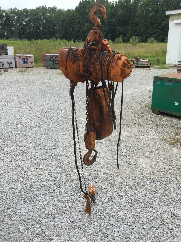 Harrington 2 Ton Electric Hain Hoist, ES020L, 220V, 3 PH, 10’ Lift, 13 FPM