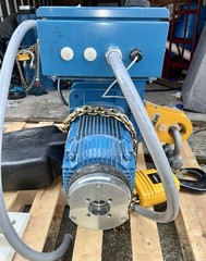 Demag Hoist DKUN 10-1000KV1, SWL 2/1 : 2500LBS, 3-PH, 4,82HP, 3380 RPM, 60 HZ