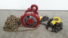 Chester Zephyr Chain Hoist 1/2 Ton Capacity 8′ Lift Length, Hook Type