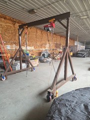 Gantry crane 2 ton slightly used.