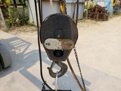 P&H 1/2 Ton Zip-Lift Cable Hoist AA2 1 Hp, 220/440 Volt w/Trolley & Pendant
