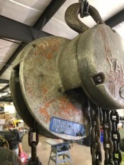 Yale 1 Ton Model LH Manual Coffing Hoist 12’ Chain.