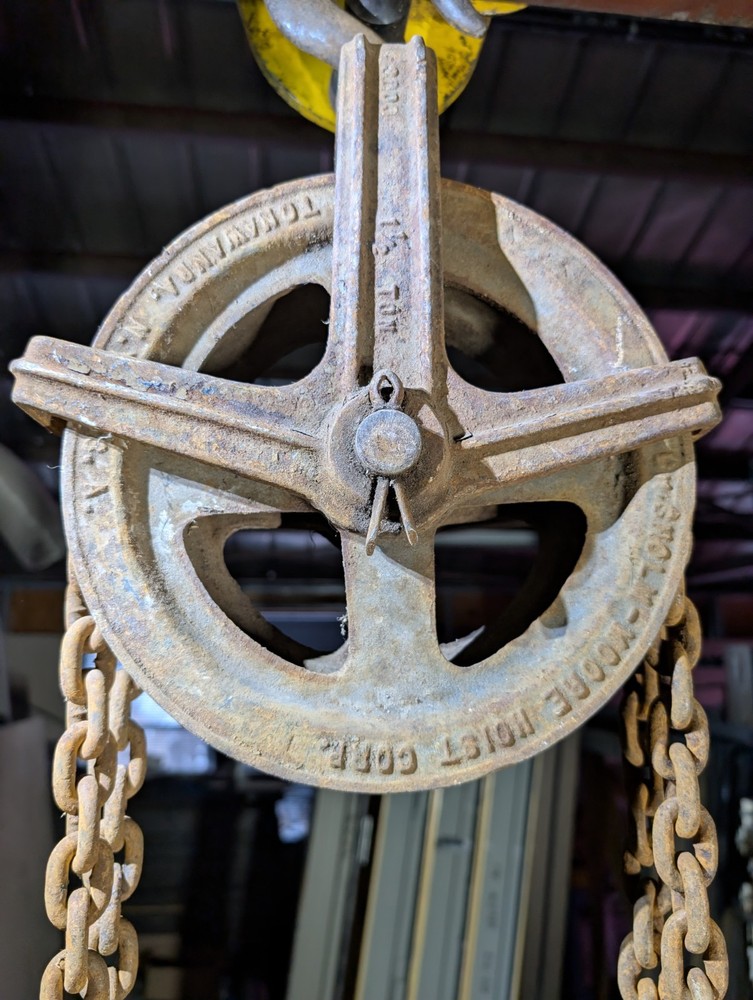 Vintage Blue Boy 1.5 Ton Direct Differential Chain Hoist Chisholm Moore Local Pk