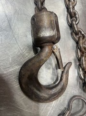 CM Hoist 1-1/2 ton chain hoist Used Surplus